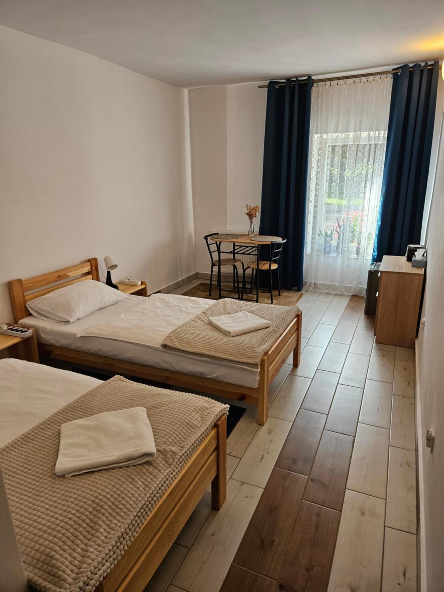Noclegi U Przewodnikow - Zwiedzaczek Lubawka Zimmer foto