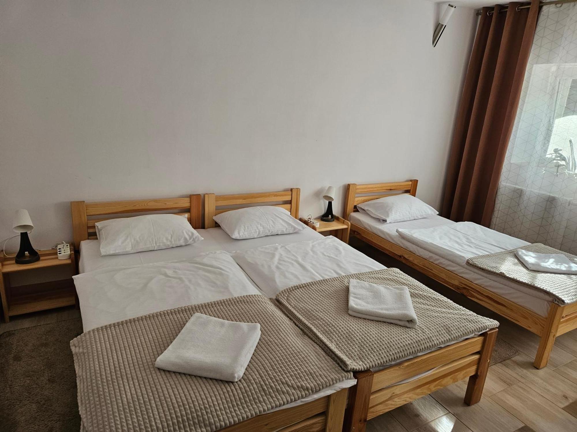 Noclegi U Przewodnikow - Zwiedzaczek Lubawka Zimmer foto