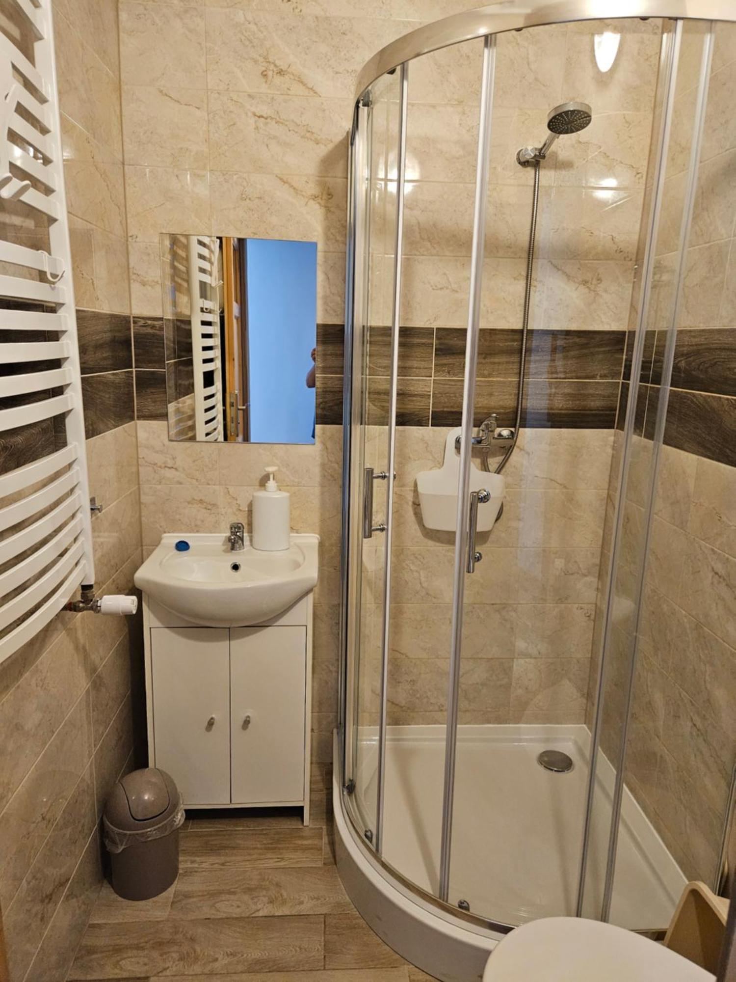 Noclegi U Przewodnikow - Zwiedzaczek Lubawka Zimmer foto