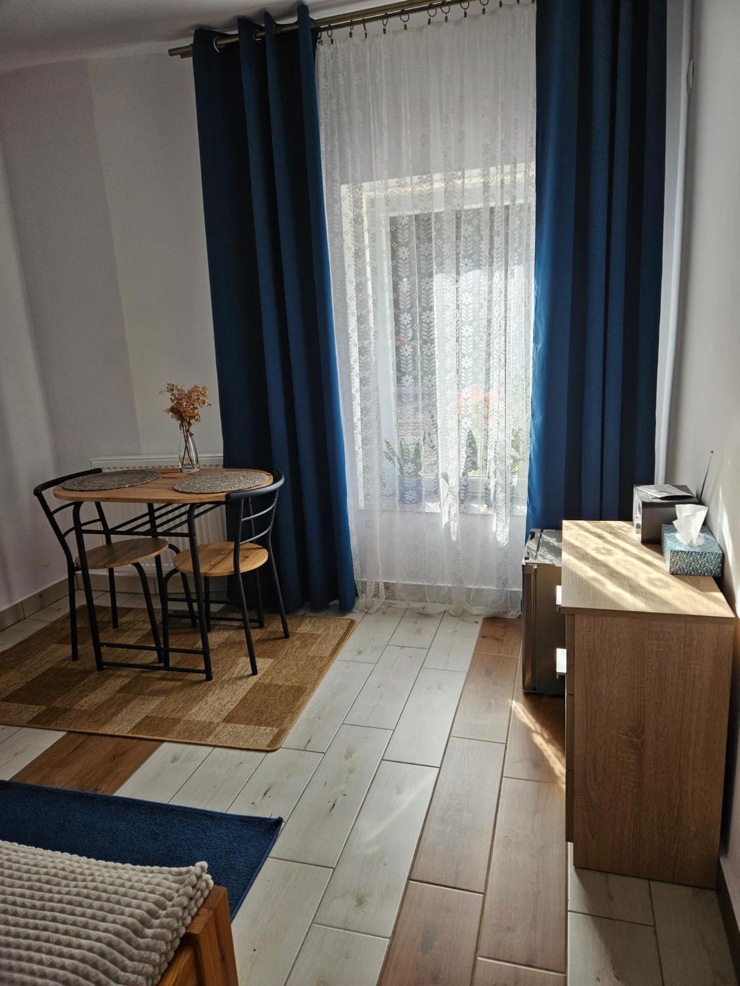 Noclegi U Przewodnikow - Zwiedzaczek Lubawka Zimmer foto