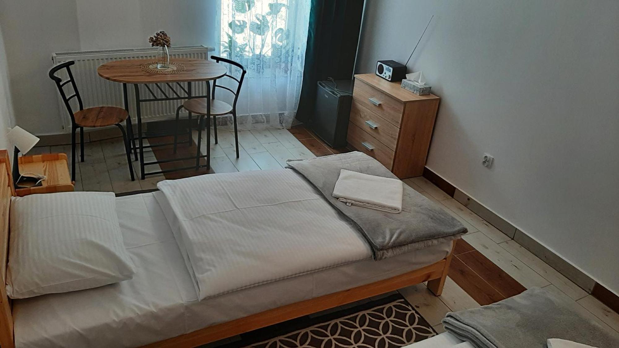 Noclegi U Przewodnikow - Zwiedzaczek Lubawka Zimmer foto