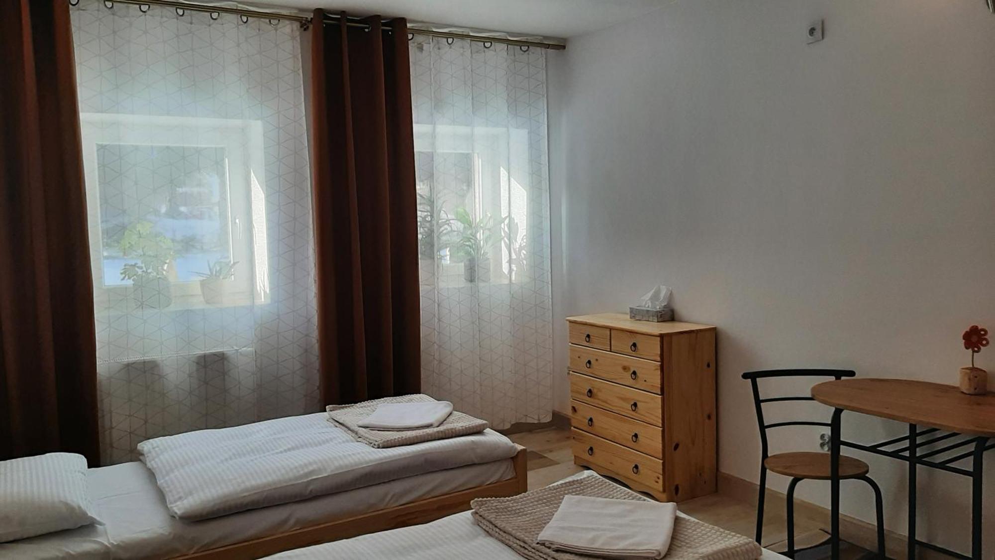 Noclegi U Przewodnikow - Zwiedzaczek Lubawka Zimmer foto